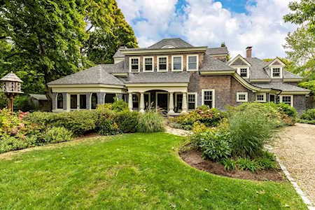 40 Fort Hill Avenue Gloucester, MA 01930