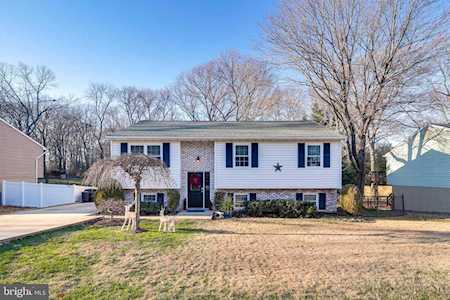 7828 Elizabeth Rd Pasadena, MD 21122