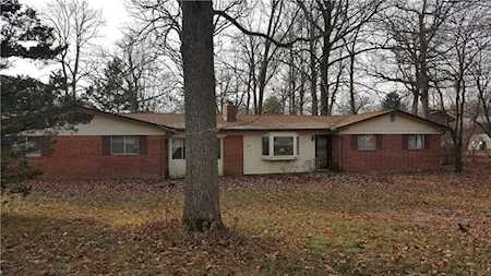 11516 E River Dr Carmel, IN 46033