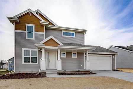 985 Griffin Way Deforest, WI 53532