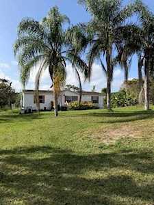 2634 10th St Orlando, FL 32820