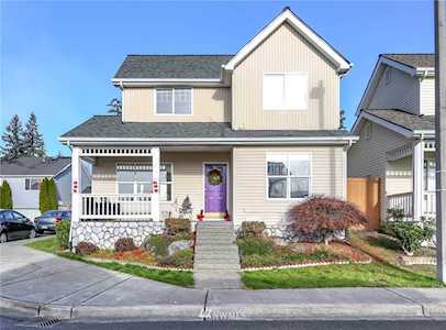 3716 NE 5th Place Renton, WA 98056