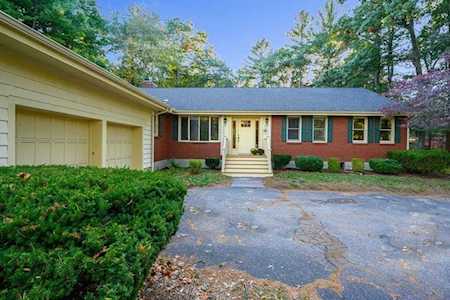 445 Gardner St Hingham, MA 02043