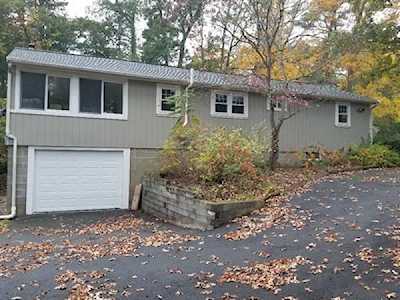 268 Pinecrest Beach Dr Falmouth, MA 02536