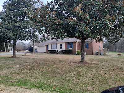 144 September Dr La Vergne, TN 37086