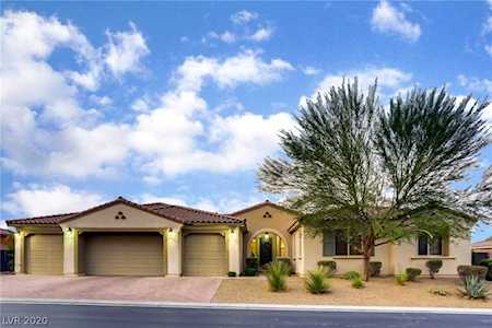 8230 River Rim Ct Las Vegas, NV 89113