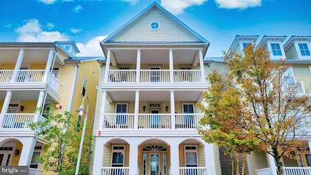 32 Seaside Dr Ocean City, MD 21842