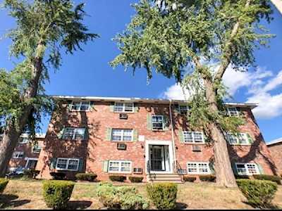 363 Hildreth St #11 Lowell, MA 01850
