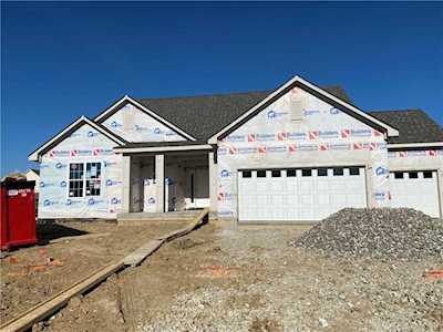 3582 Lynnhaven Circle Bargersville, IN 46106