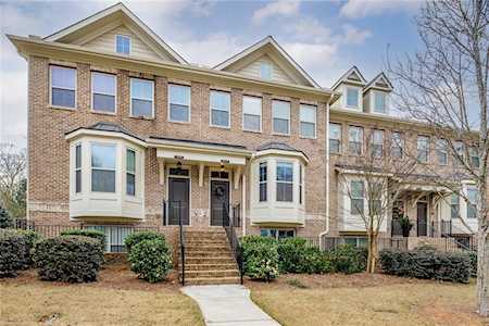 8010 Willoughby Ct Alpharetta, GA 30005