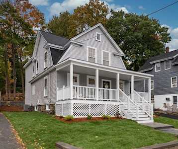 23 Cedar St Wakefield, MA 01880