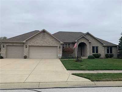 7868 Tamarack Place Avon, IN 46123