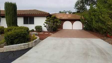 31185 Old River Road Bonsall, CA 92003