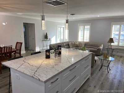 1694 SE 8th Way Deerfield Beach, FL 33441