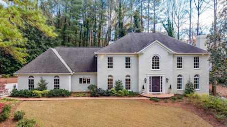 1360 Beechwood Hills Ct Atlanta, GA 30327