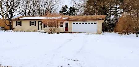 305 Roosevelt St Pardeeville, WI 53954