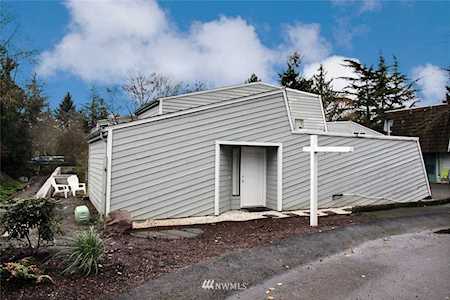 12510 SE 42nd St Bellevue, WA 98006