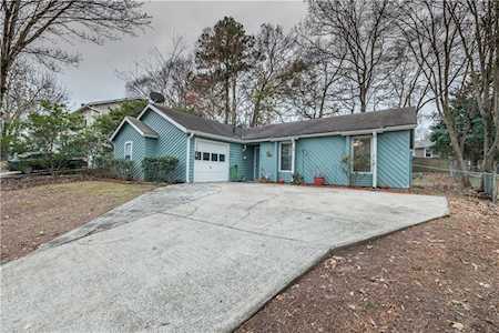 772 Brandlwood Way NW Lilburn, GA 30047