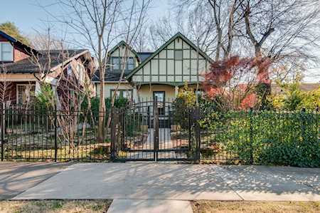 702 Shelby Ave N Nashville, TN 37206