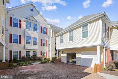 5006 Hollington Dr #205 Owings Mills, MD 21117