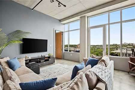 800 W 5th ST #1004 Austin, TX 78703