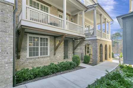 7029 Richwood Circle Roswell, GA 30076