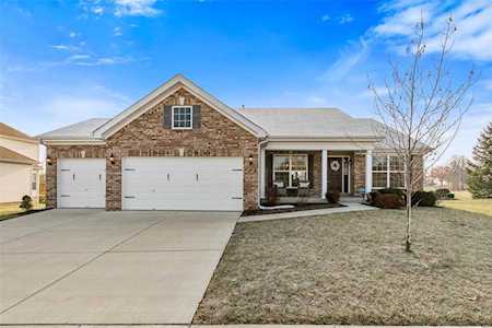 3800 Riverside Pointe Dr Florissant, MO 63034