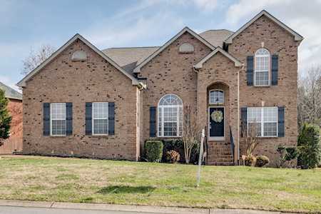 137 Seven Springs Dr Mount Juliet, TN 37122