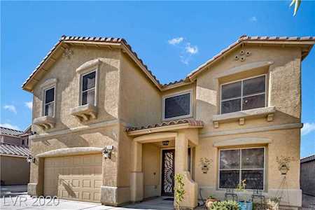 221 Palmarosa St Henderson, NV 89015