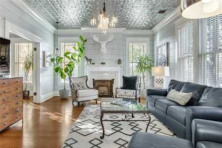 5602 Richmond Avenue Dallas, TX 75206