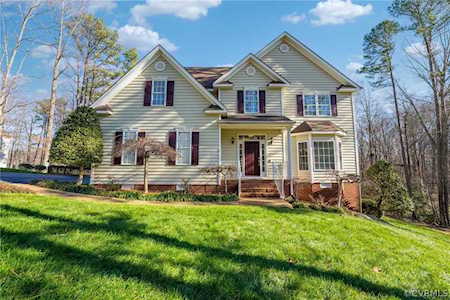 10706 Sterling Cove Dr Chesterfield, VA 23838