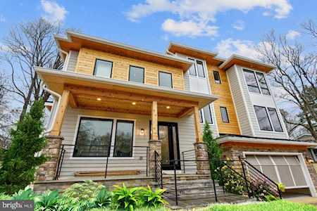1114 Pekay St SW Vienna, VA 22180
