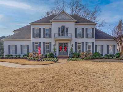 3341 Bedford Ln Germantown, TN 38139