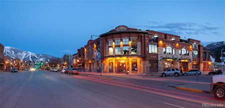 941 Lincoln Ave #R2 Steamboat Springs, CO 80487