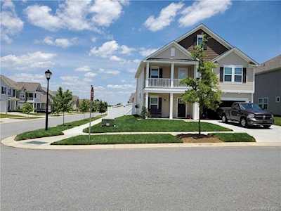 4605 Sunburst Ln Charlotte, NC 28213