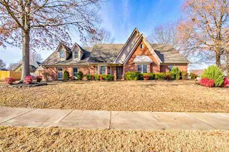 931 Heather Lake Dr Collierville, TN 38017