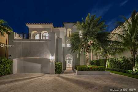 4032 Island Estates Dr Aventura, FL 33160