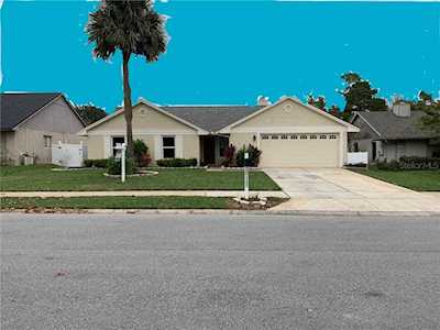 1013 Weaver Dr Oviedo, FL 32765