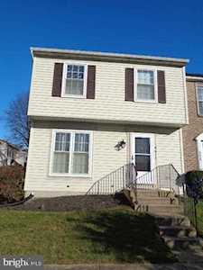 4617 Langston Dr Bowie, MD 20715