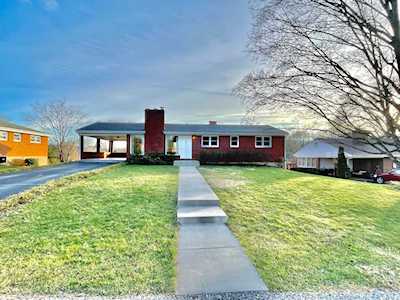 4504 Fontaine Roanoke, VA 24018