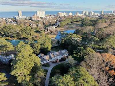 165 Pinewood Rd Virginia Beach, VA 23451