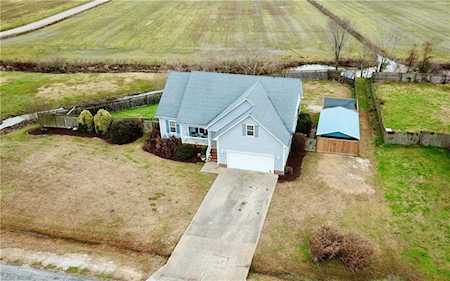 101 Seagull Dr Elizabeth City, NC 27909