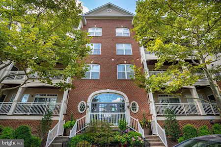5112 Donovan Dr #303 Alexandria, VA 22304