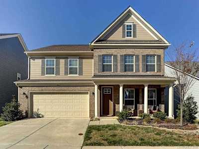 863 Pecan Tree Ln Fort Mill, SC 29715