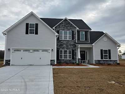 505 Seashore Street Grimesland, NC 27837
