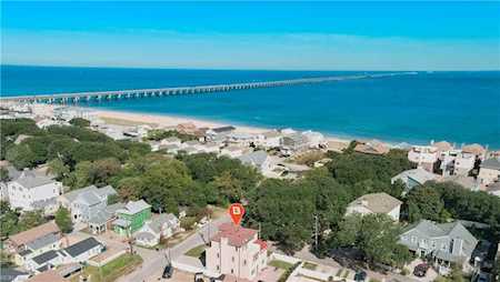 2508 Seaview Ave Virginia Beach, VA 23455