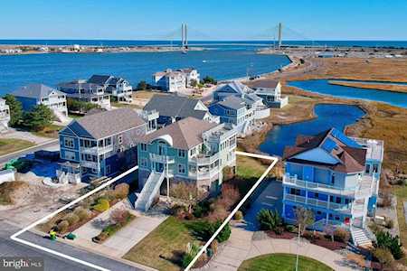 16 S Shore Dr North Bethany, DE 19930