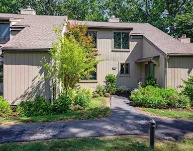 153 Chestnut Cir #153 Lincoln, MA 01773