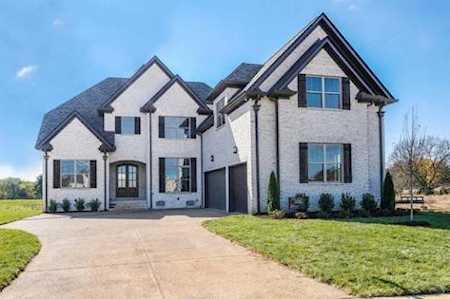 2035 Autumn Ridge Way Spring Hill, TN 37174