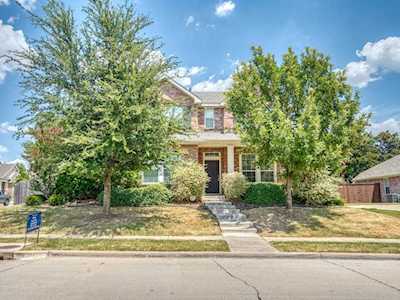 5712 Southern Hills Drive North Richland Hills, TX 76180